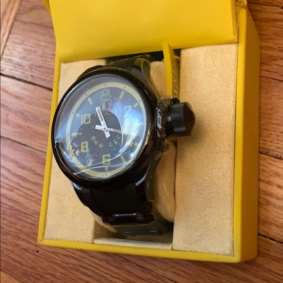 100 percent authentic brand new invicta divers - Picture 4 of 7